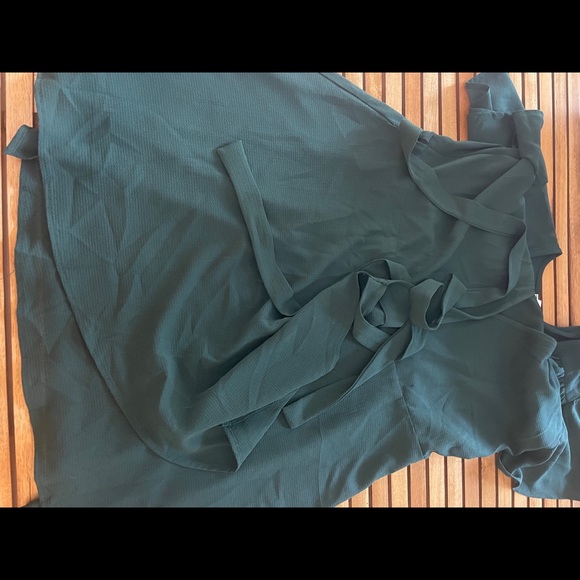 Dark Green Dress - Picture 1 of 2